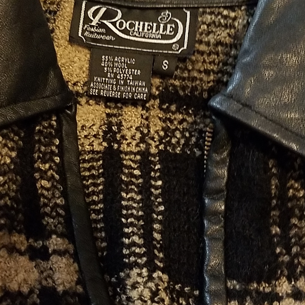 Rochelle khaki and black plaid jacket - Picture 7 of 8